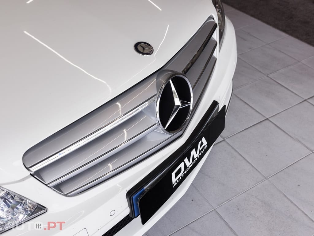 Mercedes-Benz C 250 CDi Elegance BlueEfficiency Aut. — fotografia 6