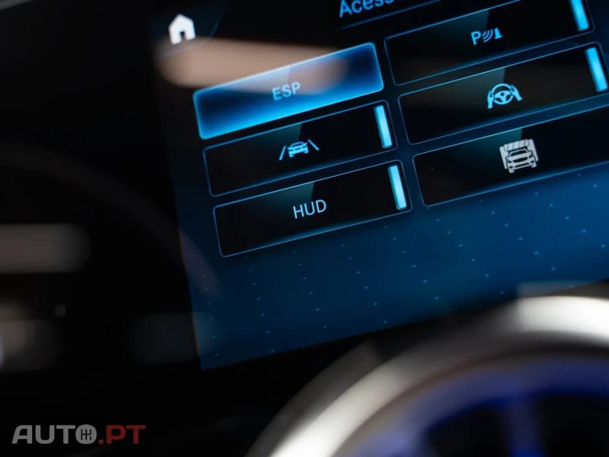 Mercedes-Benz GLA 250 e 8G-DCT AMG Line