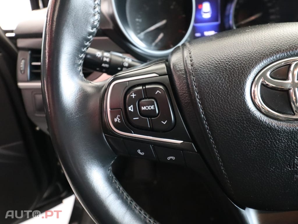 Toyota Avensis Touring Sports 1.6 D-4D Exclusive+GPS