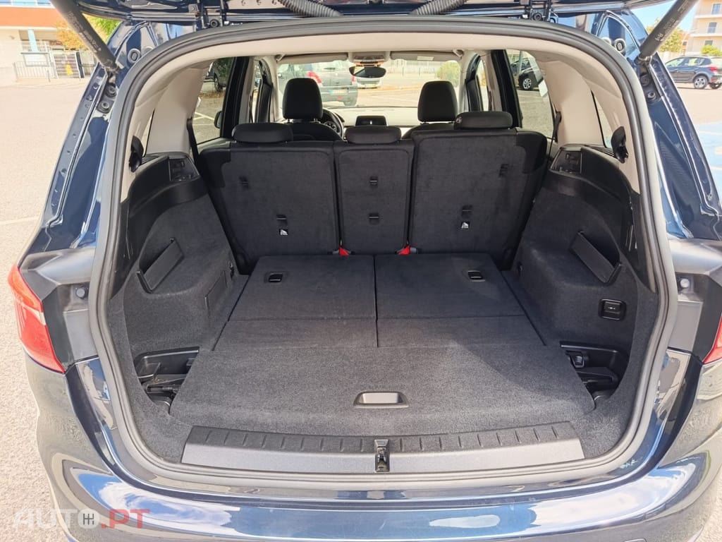 BMW 216 d 7L Advantage Auto