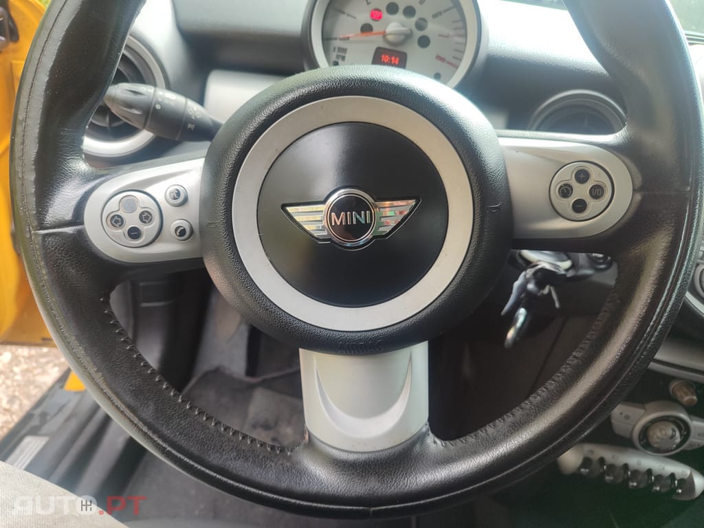 MINI Clubman Cooper 1.6i 130cv
