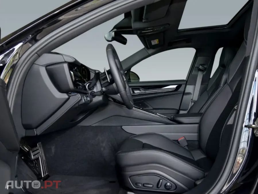 Porsche Panamera 4 E-Hybrid