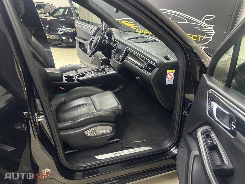 Porsche Macan S