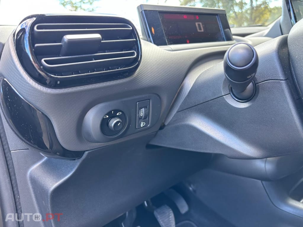 Citroen C4 Cactus 1.6 BlueHDi Feel J17