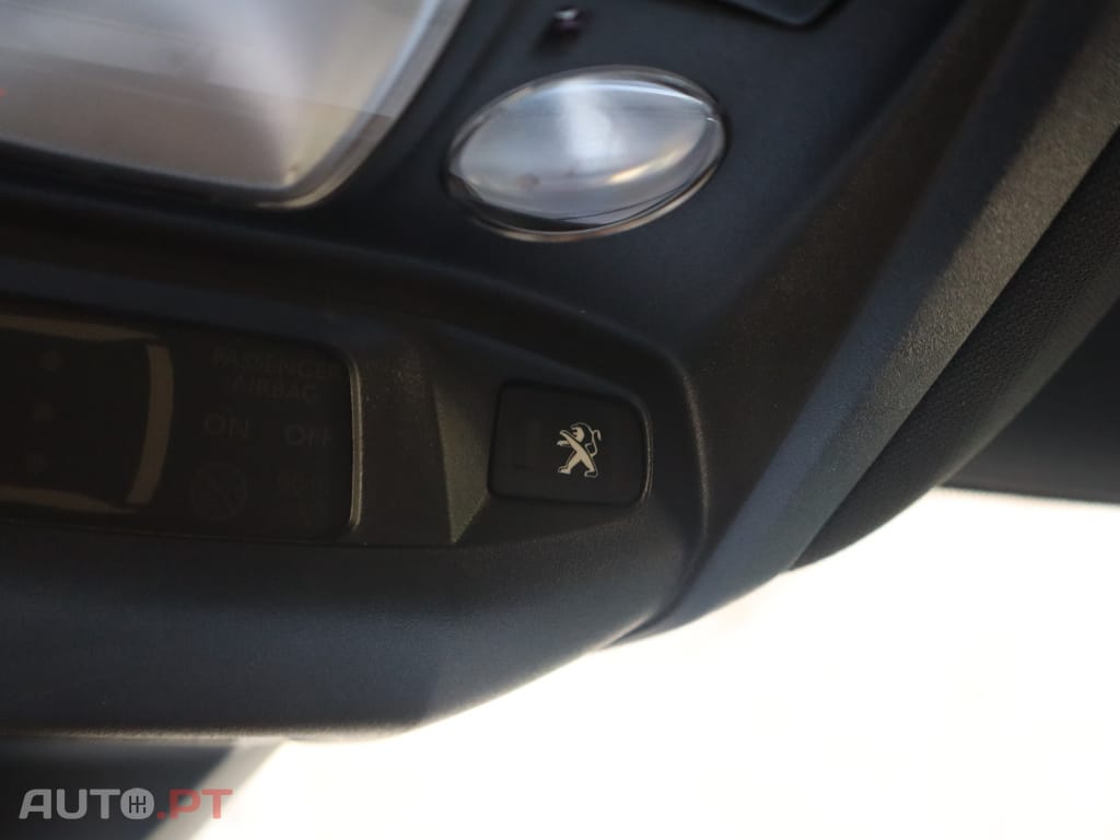 Peugeot 3008 1.6 Hybrid GT e-EAT8