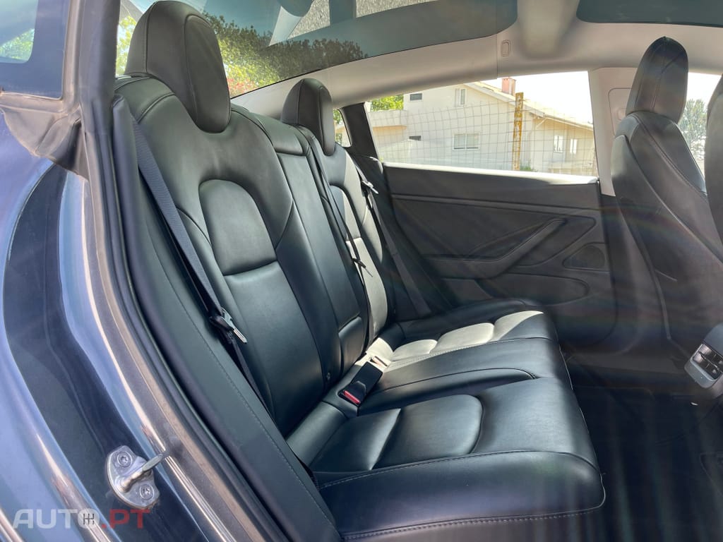 Tesla Model 3 Long Range AWD Dual Motor
