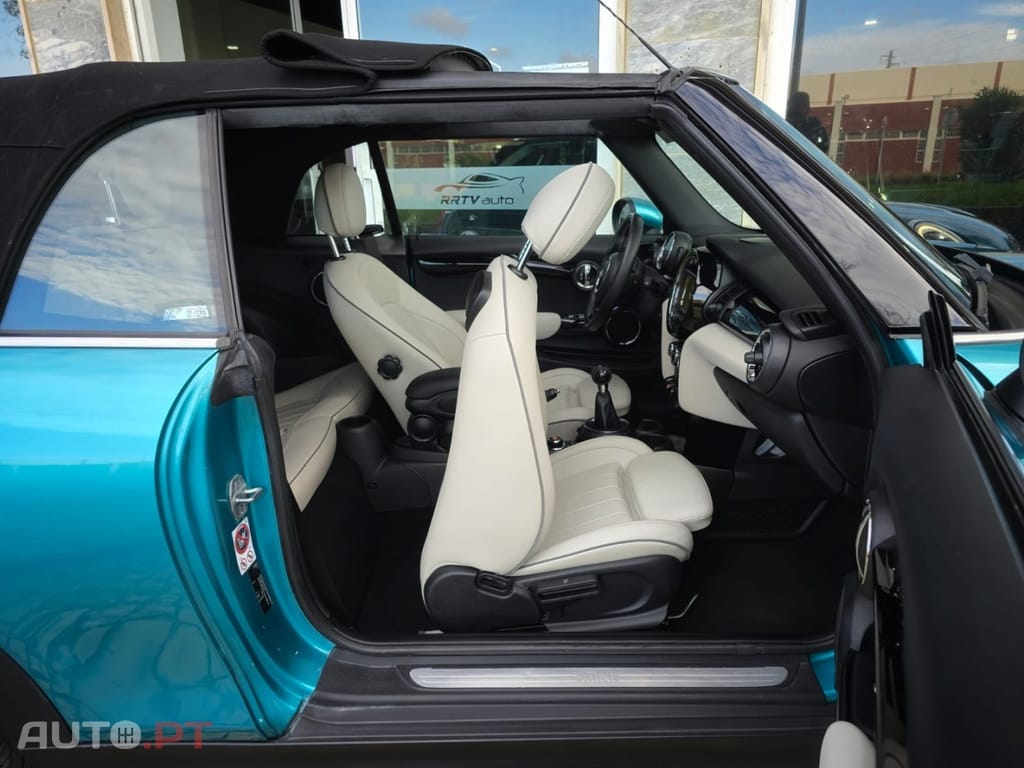 MINI Cabrio Cooper