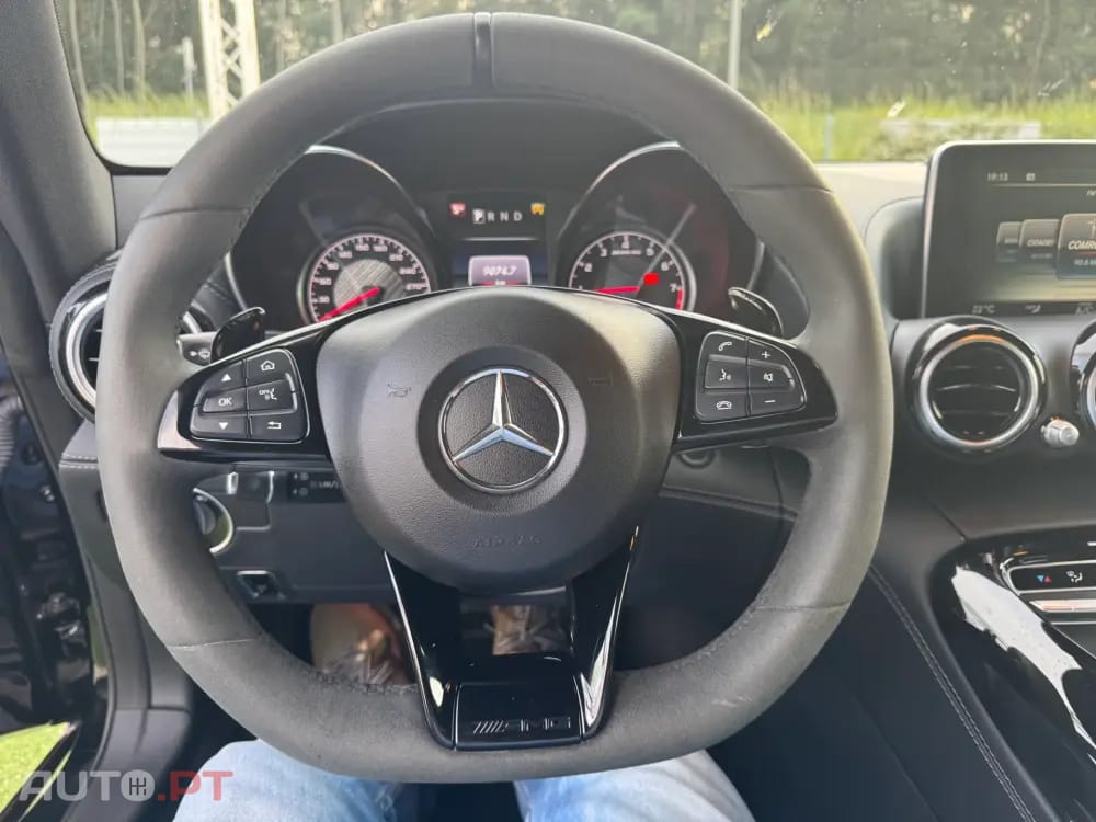Mercedes-Benz AMG GT Standard