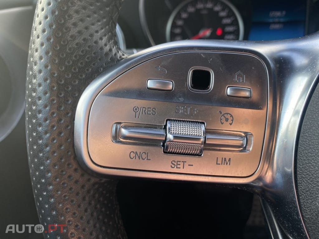 Mercedes-Benz C 220 d AMG Line
