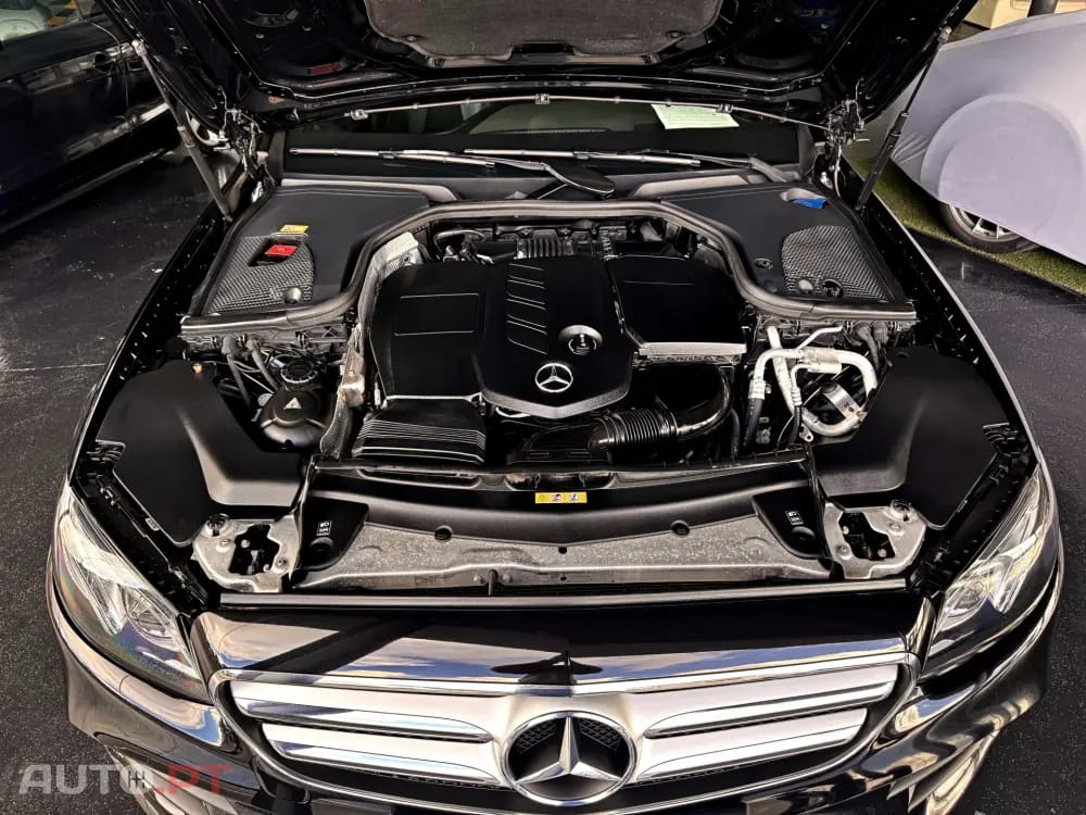 Mercedes-Benz E 220 d AMG Line