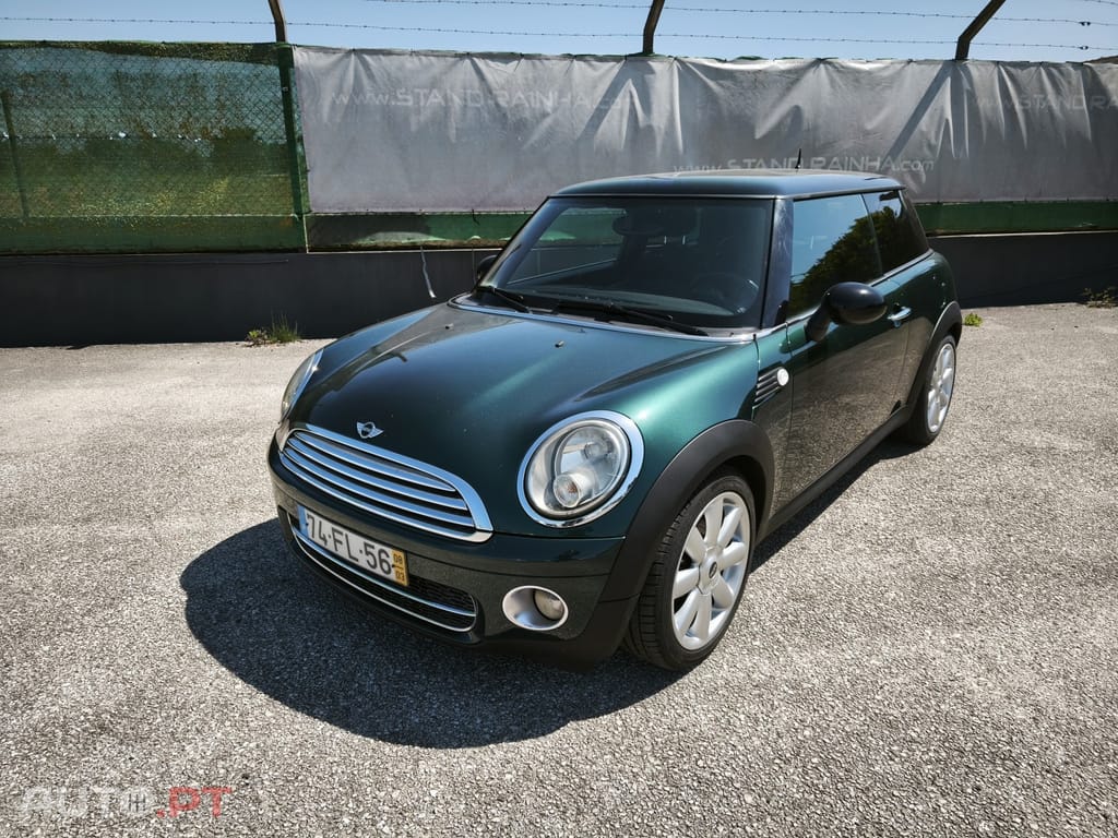 MINI Cooper Cooper D