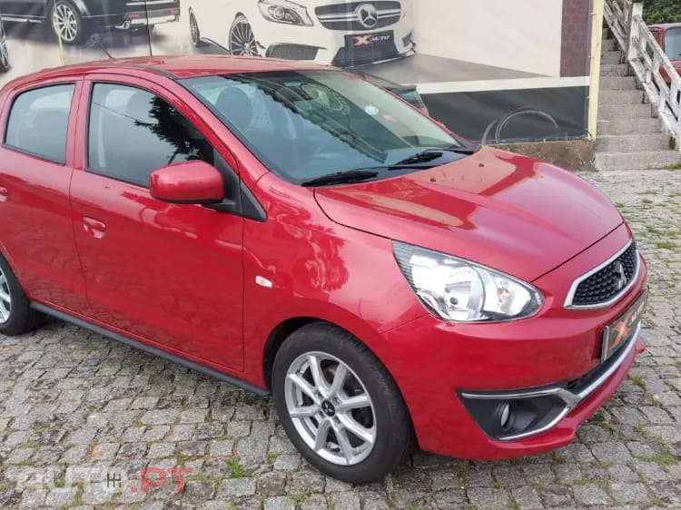 Mitsubishi Space Star Outro