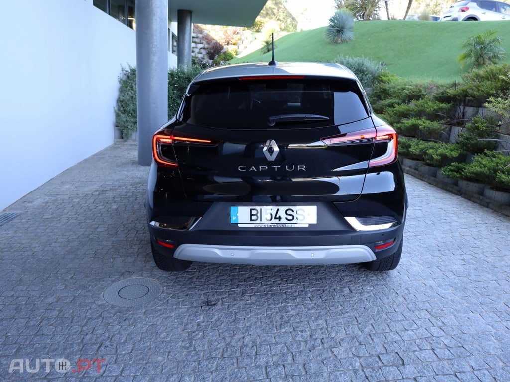 Renault Captur 1.3 TCe Intens EDC