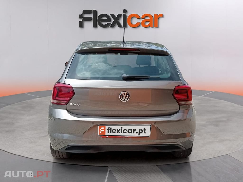 Volkswagen Polo 1.0 TSI Confortline DSG