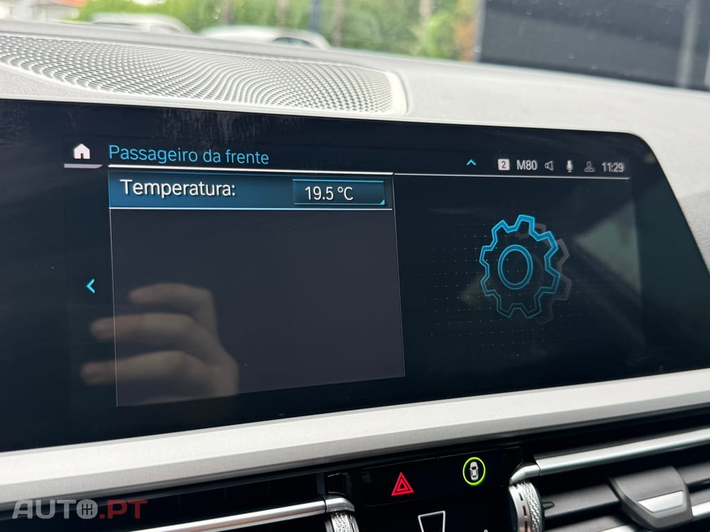 BMW 320 e Touring Corporate Edition Auto