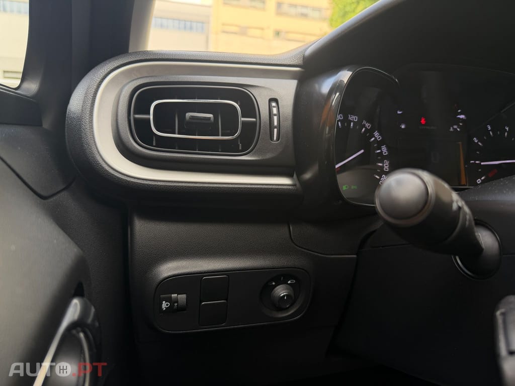 Citroen C3 1.2 SHINNE 
