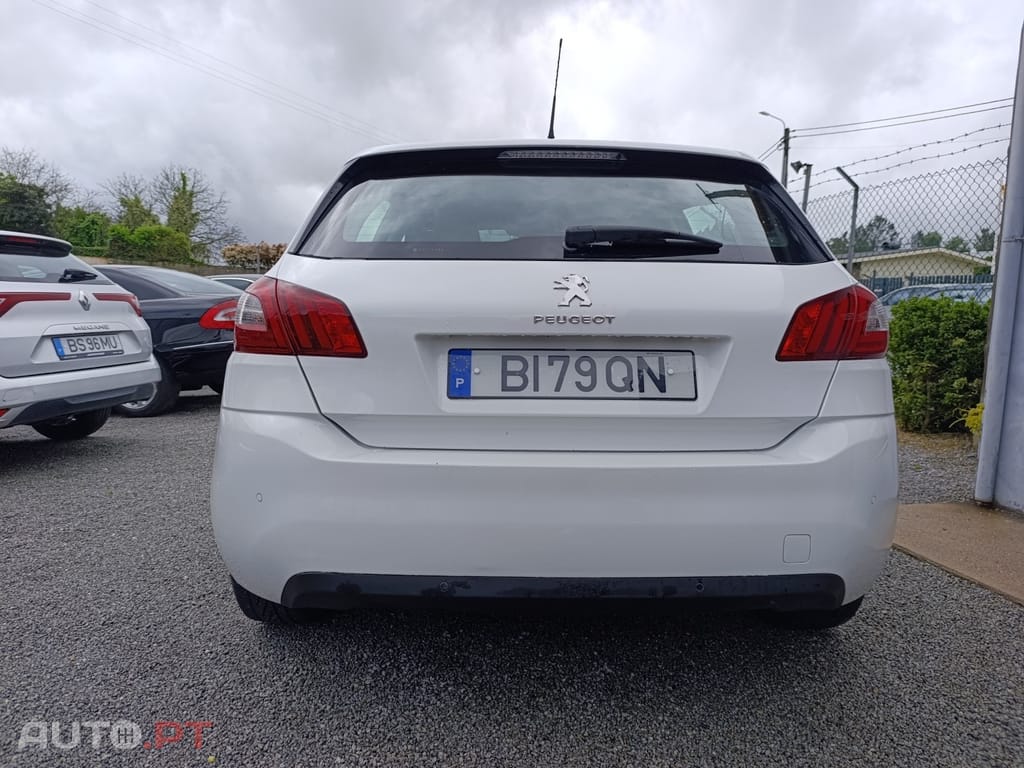 Peugeot 308 1.6 BlueHDi Business Line