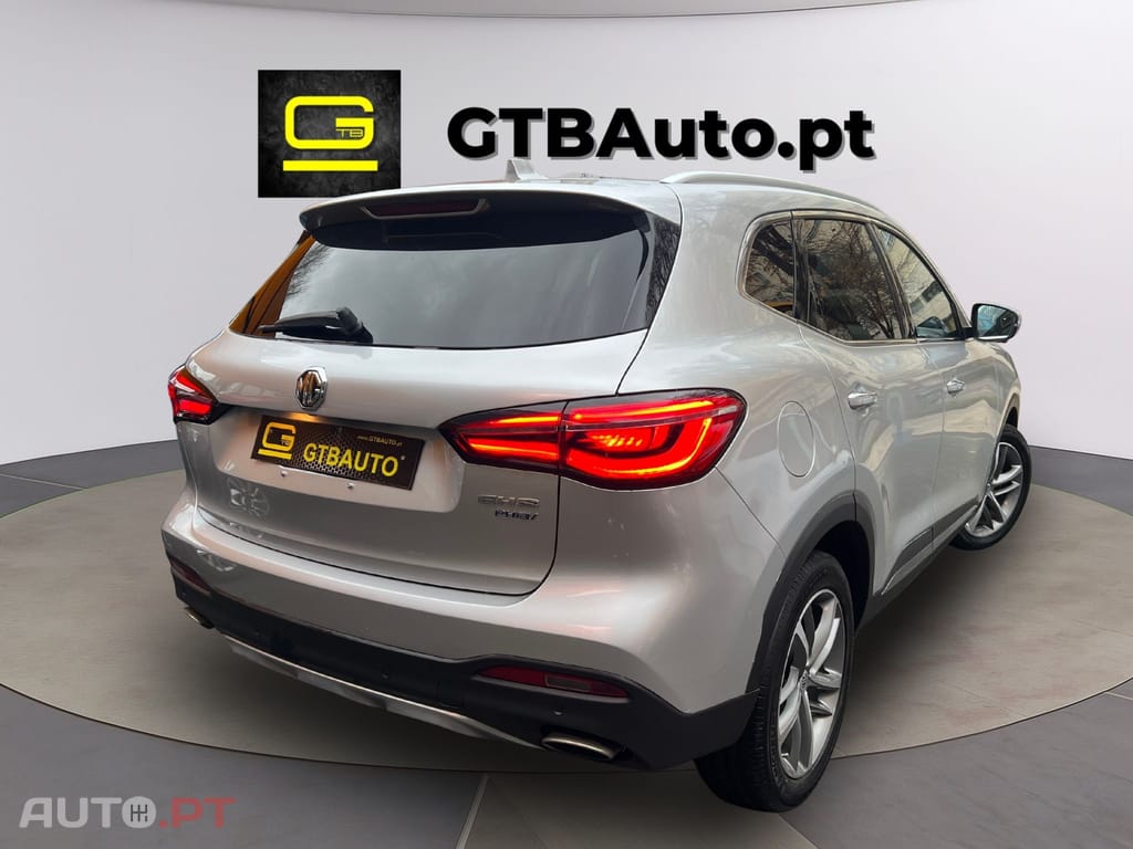 MG EHS PHEV Hybrid Luxury