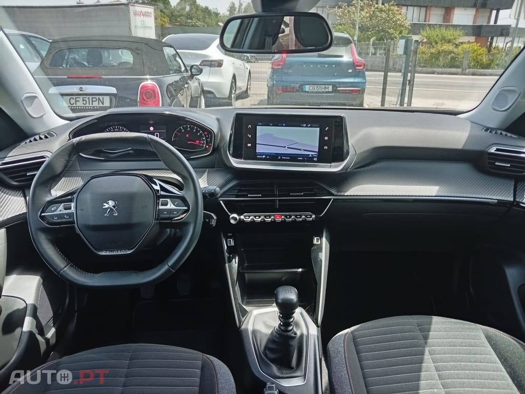 Peugeot 2008 1.2 PureTech Active Pack