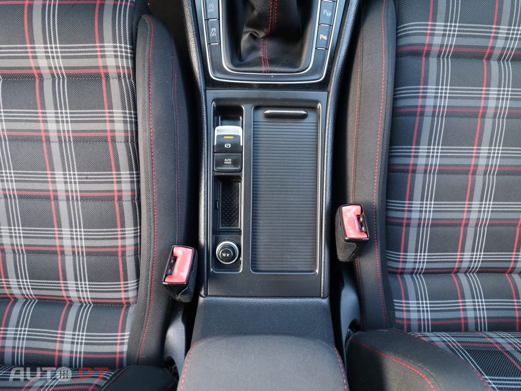 Volkswagen Golf 2.0 TSi GTi Performance