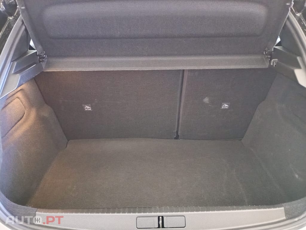 Opel Corsa Outro