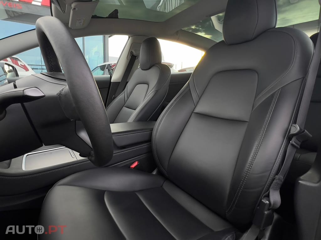 Tesla Model 3 Standard Range Plus RWD