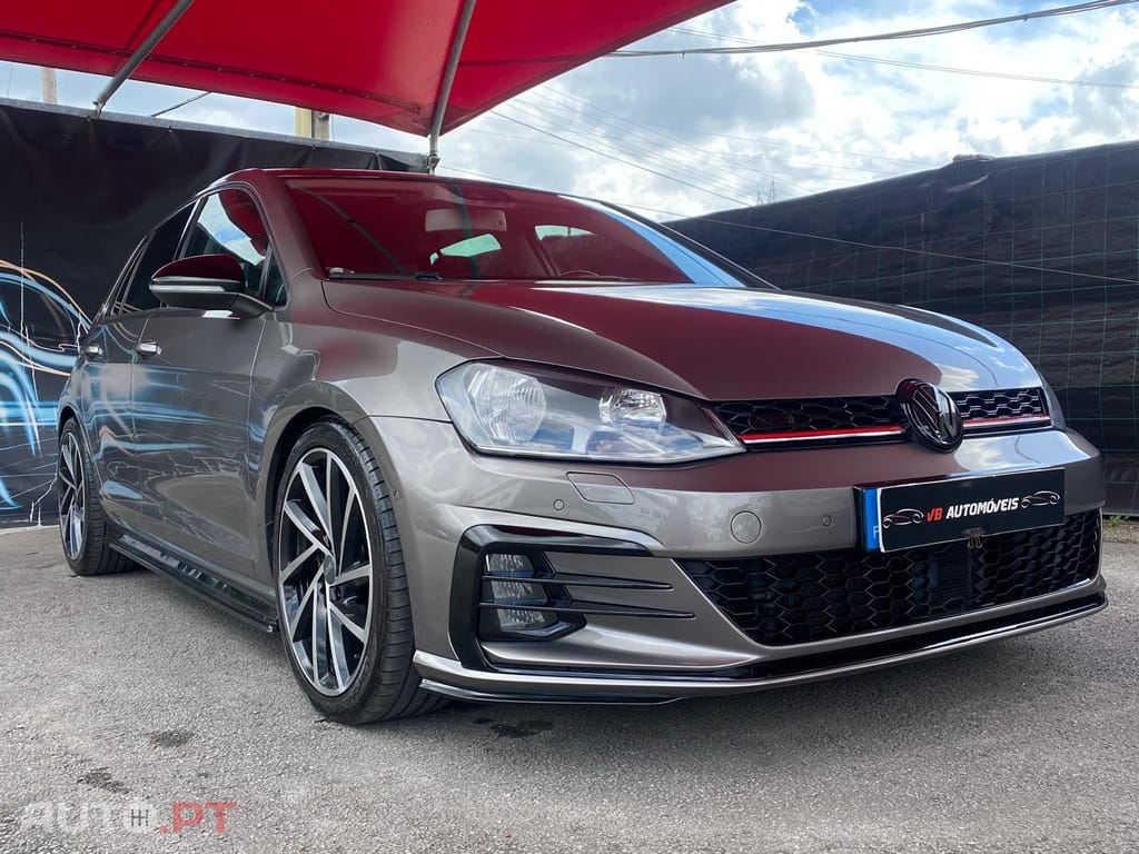 Volkswagen Golf 1.6 TDi GPS Edition DSG