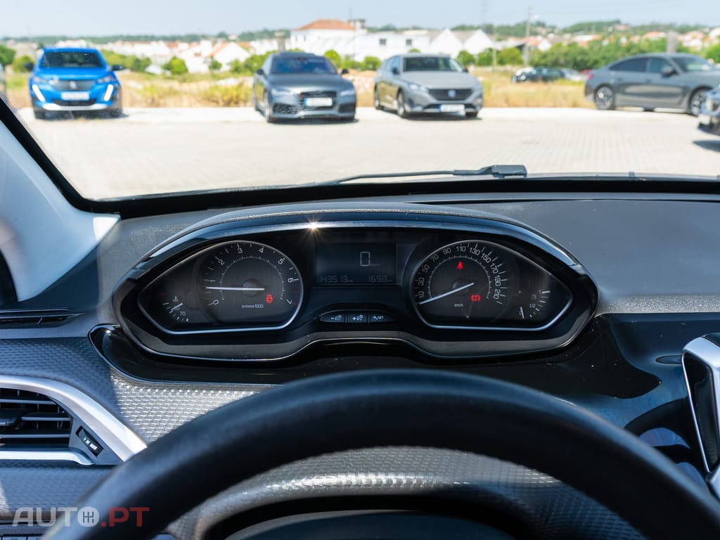 Peugeot 208 1.2 PureTech Style
