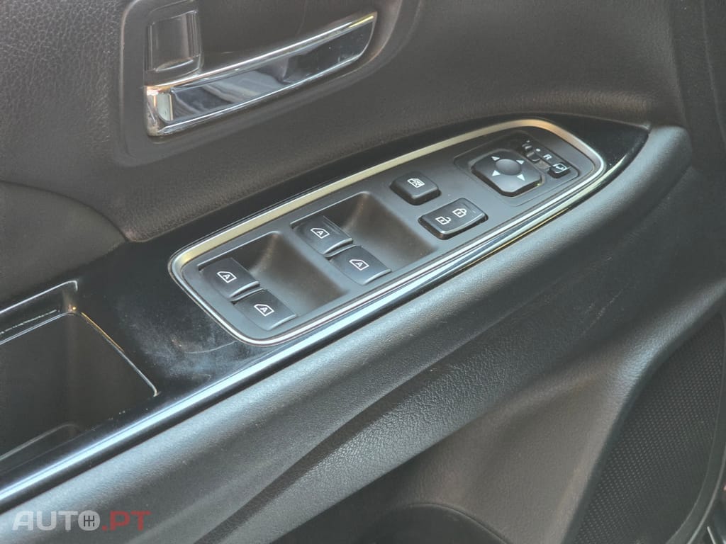 Mitsubishi Outlander 2.4 PHEV Sport Edition