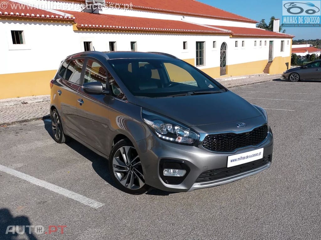 Kia Carens 1.7 CRDI ISG TX 7 Lug