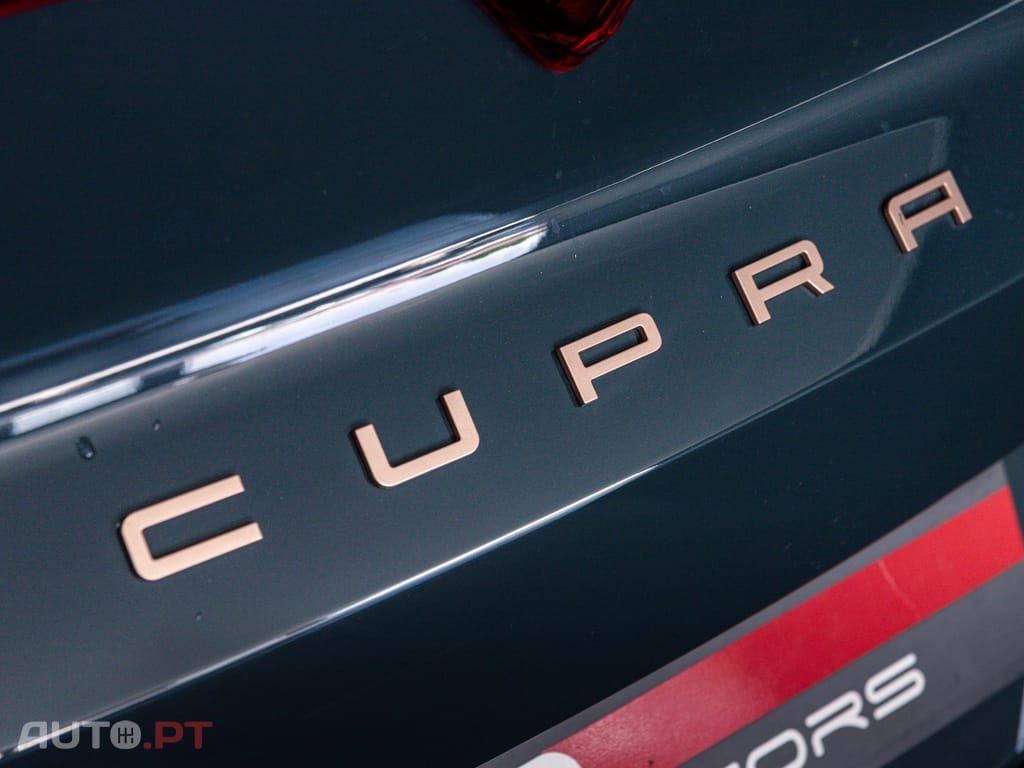 Cupra Terramar 1.5 e-Hybrid Tribe Edition DSG