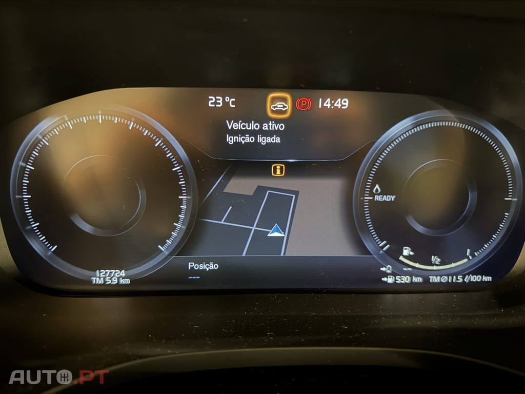 Volvo XC60 2.0 T8 PHEV Momentum AWD