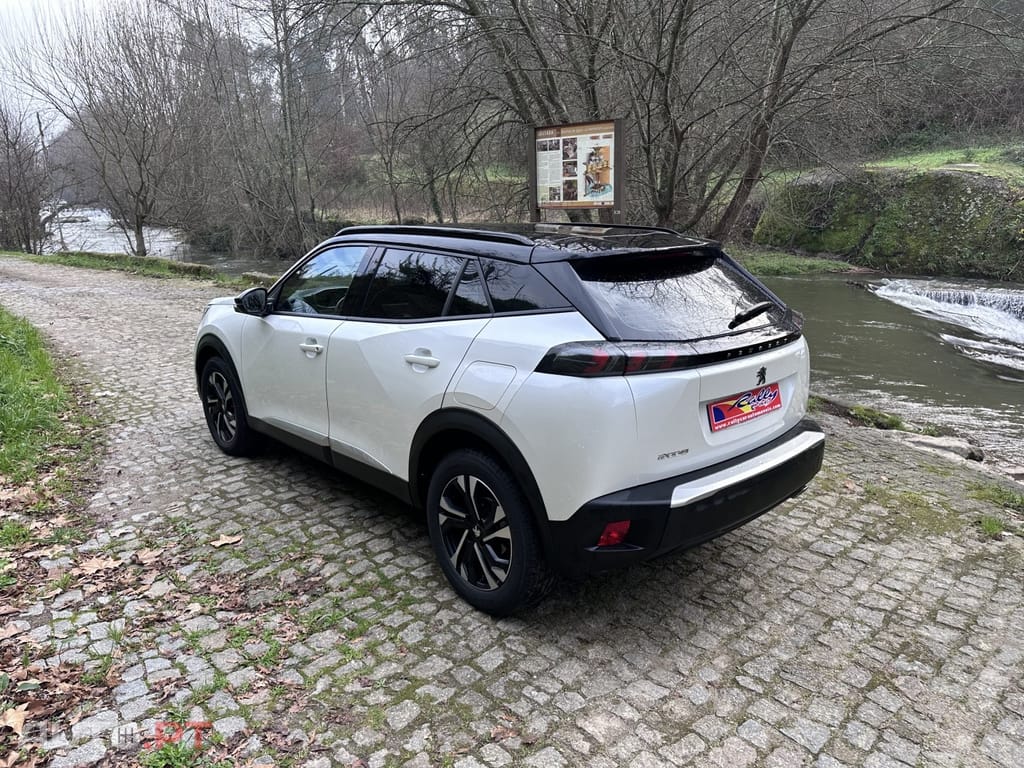 Peugeot 2008 1.5 BlueHDi Allure Pack EAT8