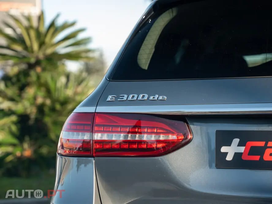 Mercedes-Benz E 300 de Avantgarde 4Matic