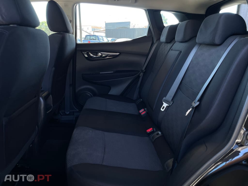 Nissan Qashqai 1.5 dCi Acenta Connect