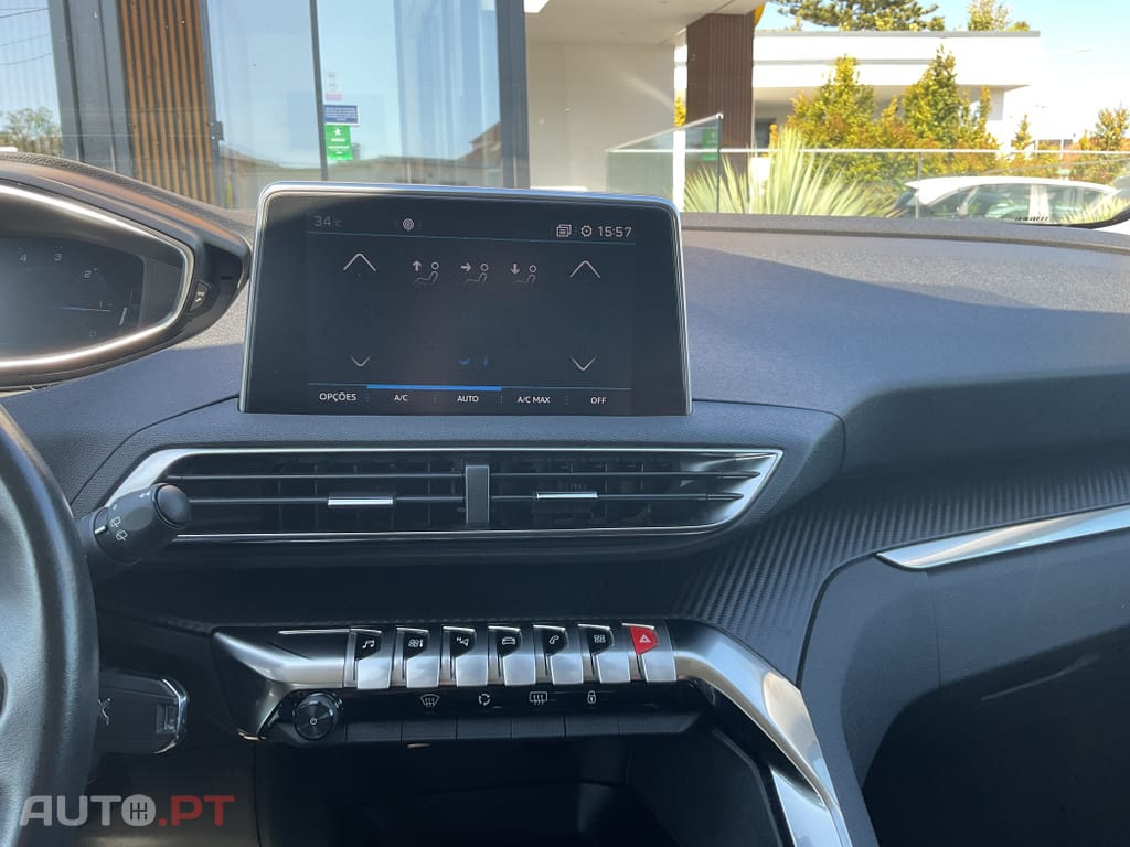 Peugeot 3008 1.5 BlueHDi Active