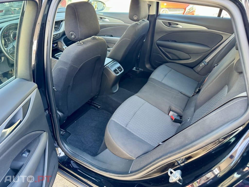 Opel Insignia Sports Tourer Business