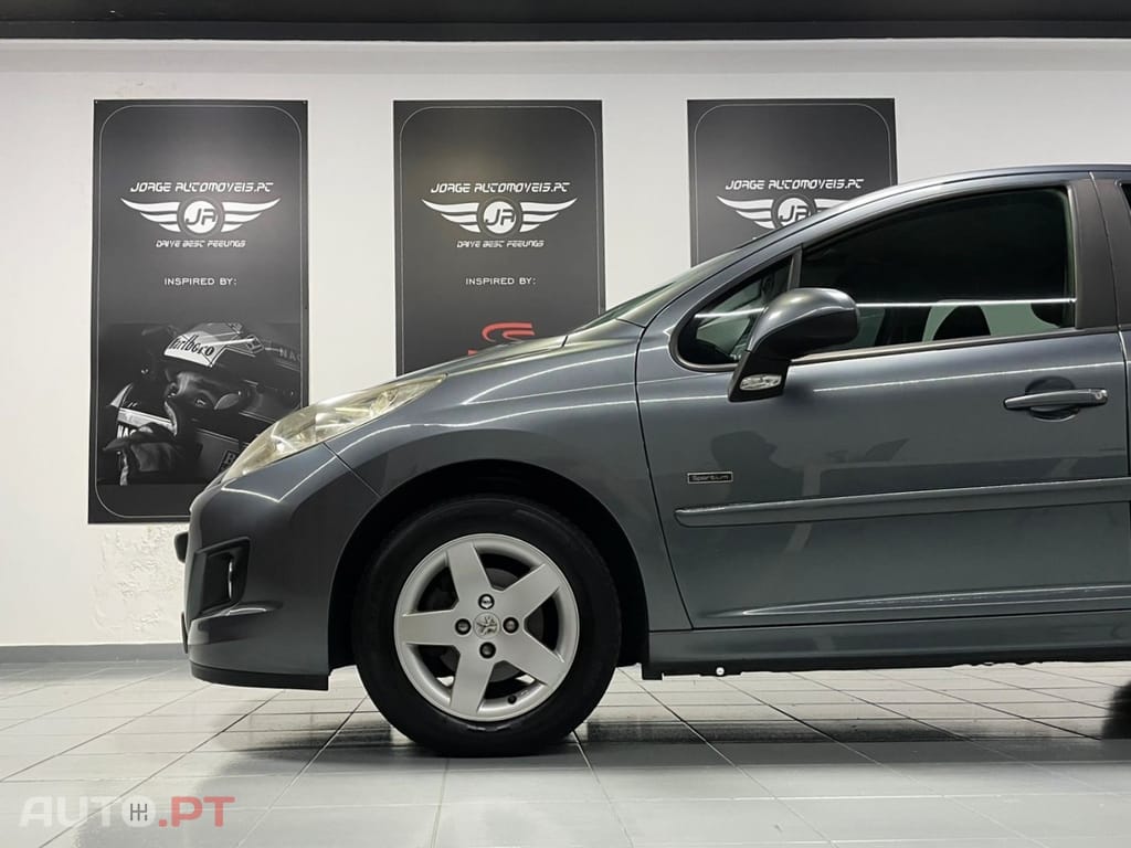 Peugeot 207 1.4 HDi SE Sportium