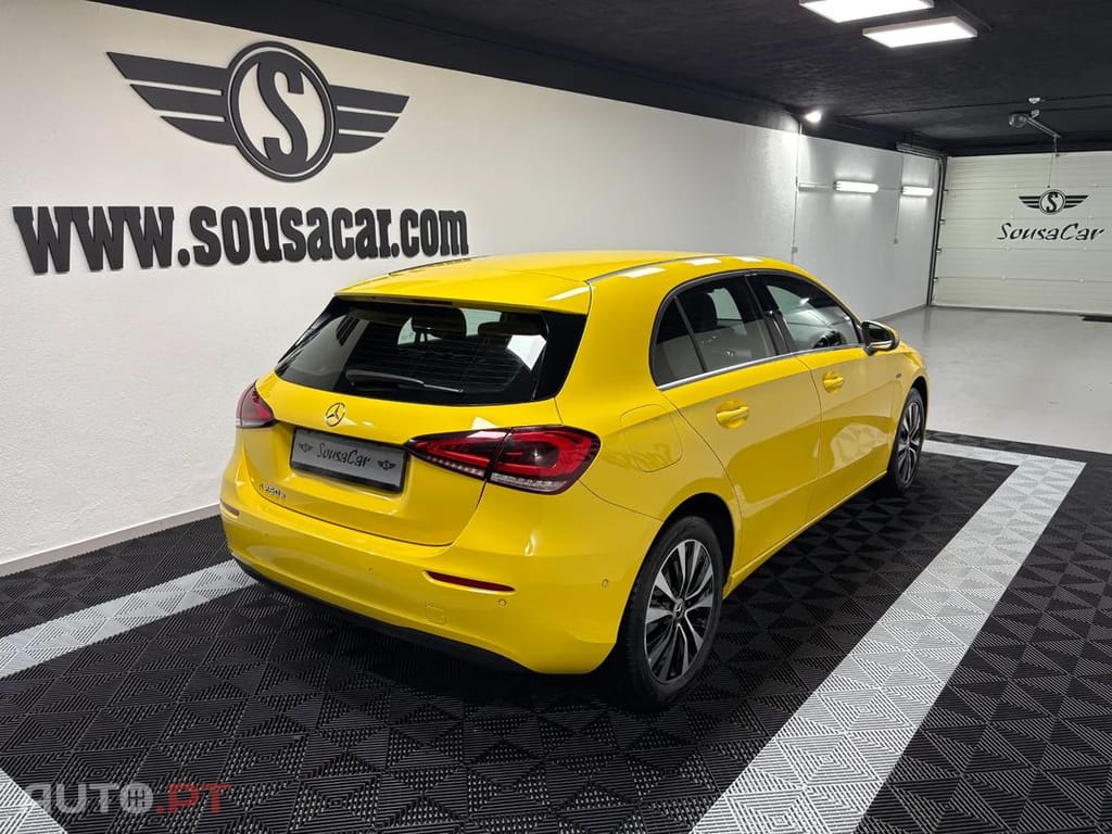 Mercedes-Benz A 250 e 8G-DCT