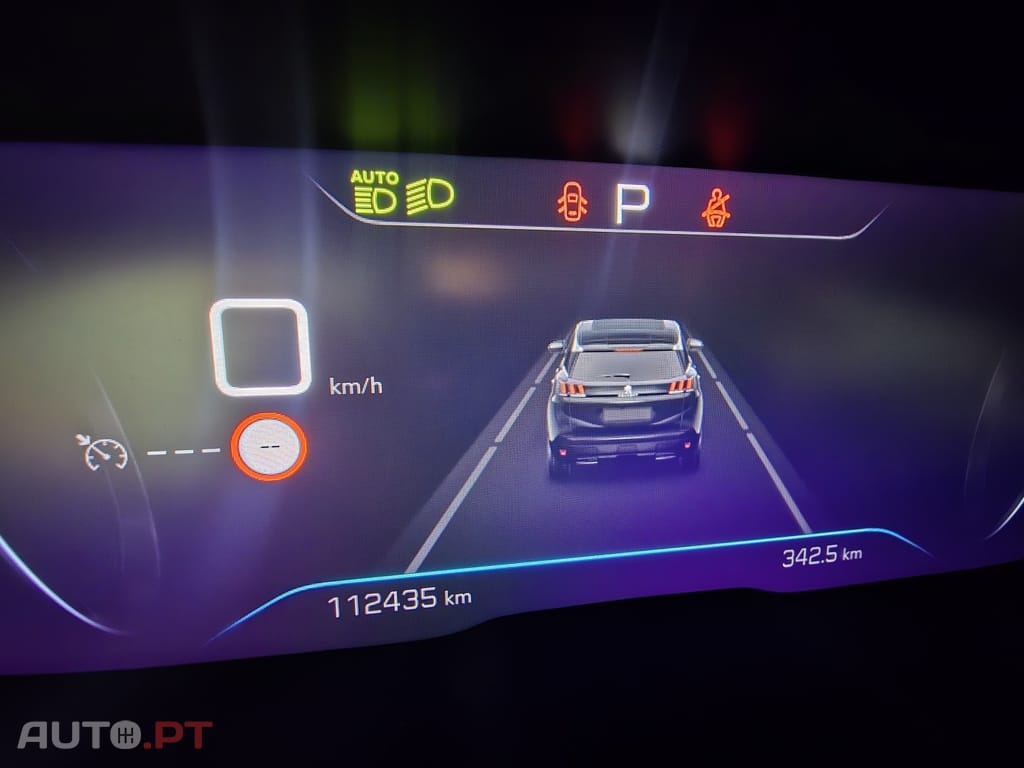 Peugeot 3008 1.5 BlueHDi Allure EAT8