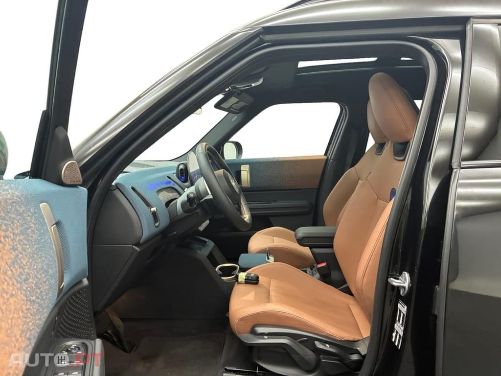 MINI Countryman C 1.5 Favoured DKG7