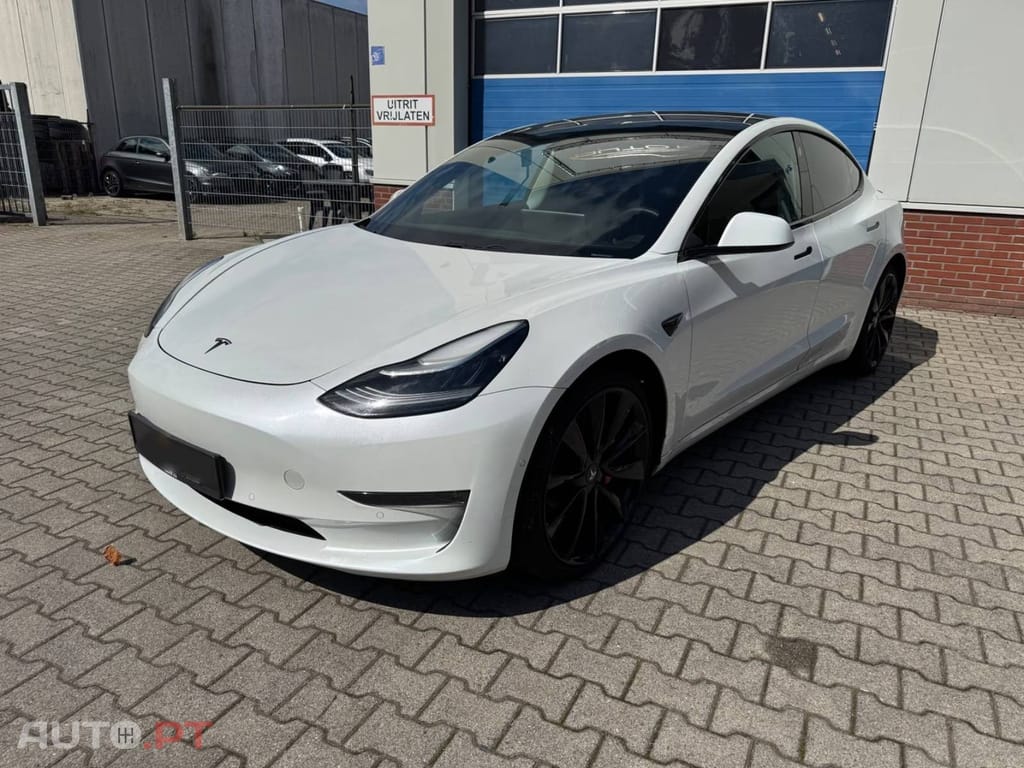 Tesla Model 3 Performance Dual Motor AWD
