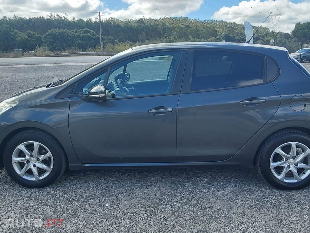 Peugeot 208 1.4 HDi Active