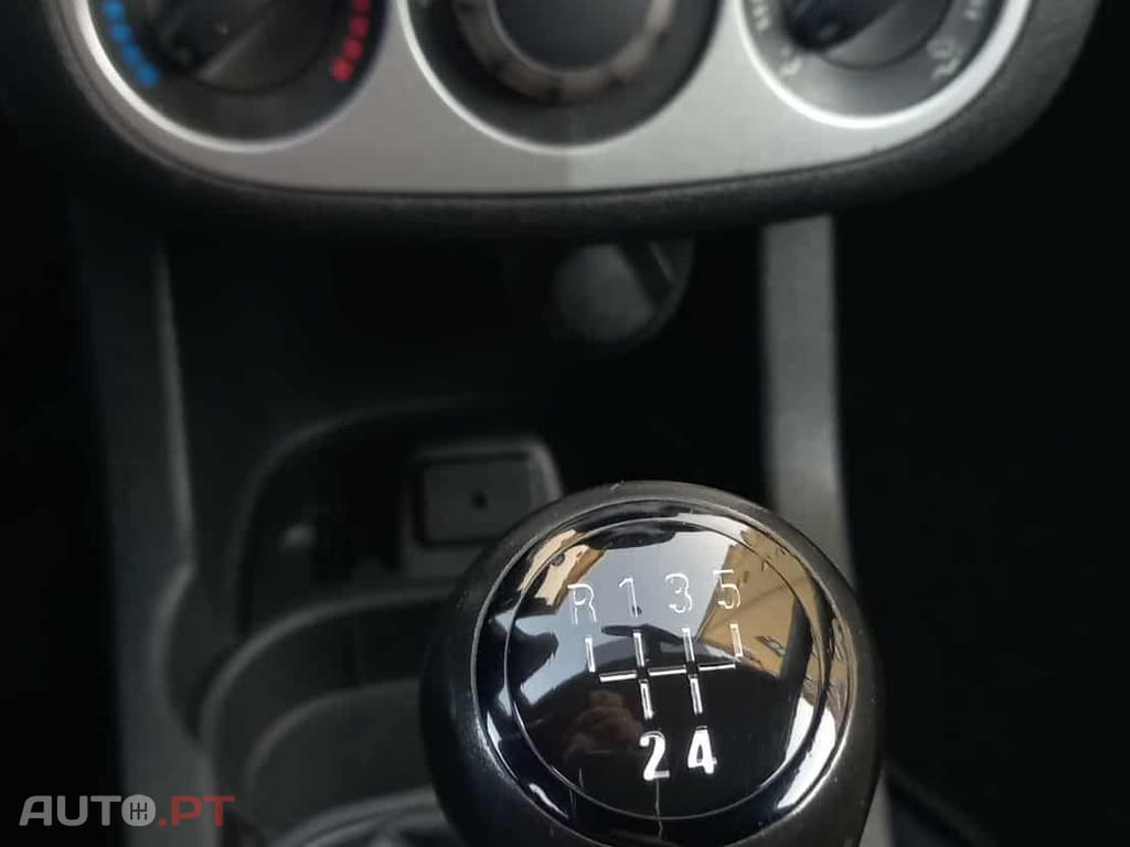 Opel Corsa 1.3CDTI A/C 2014 Nacional