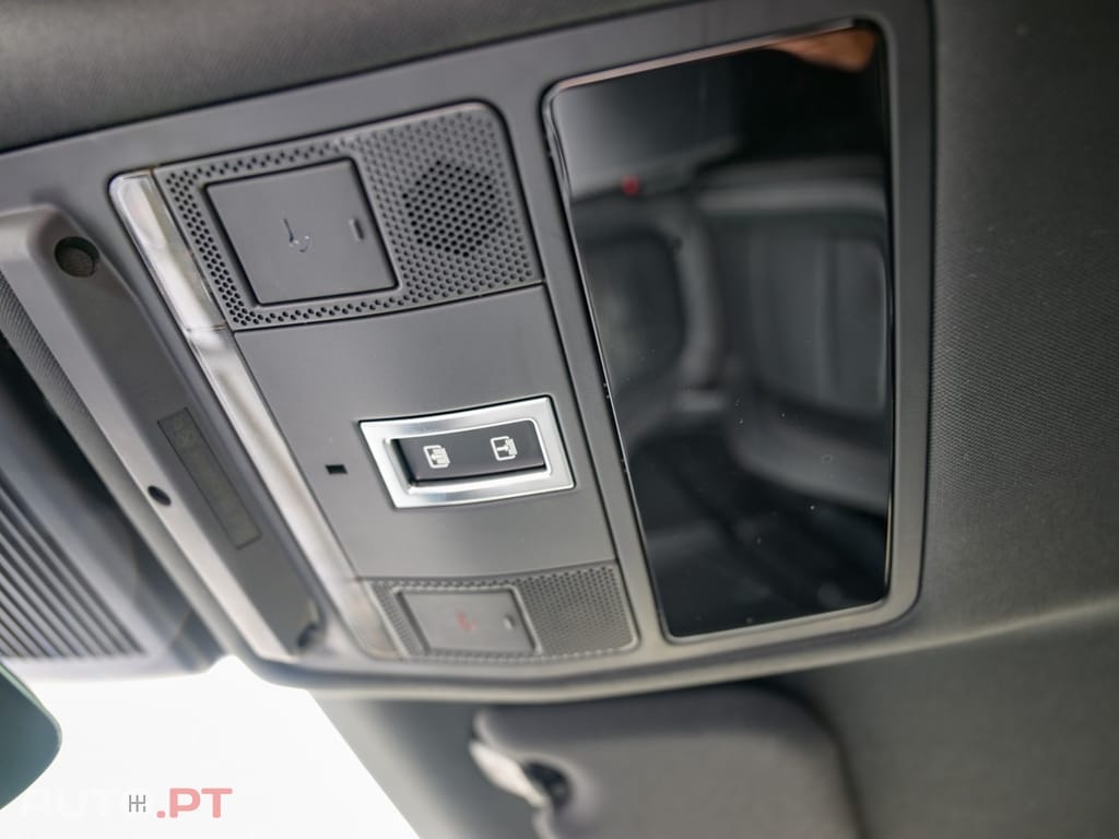 Jaguar E-Pace 1.5 P300e R-Dynamic SE AWD Aut.