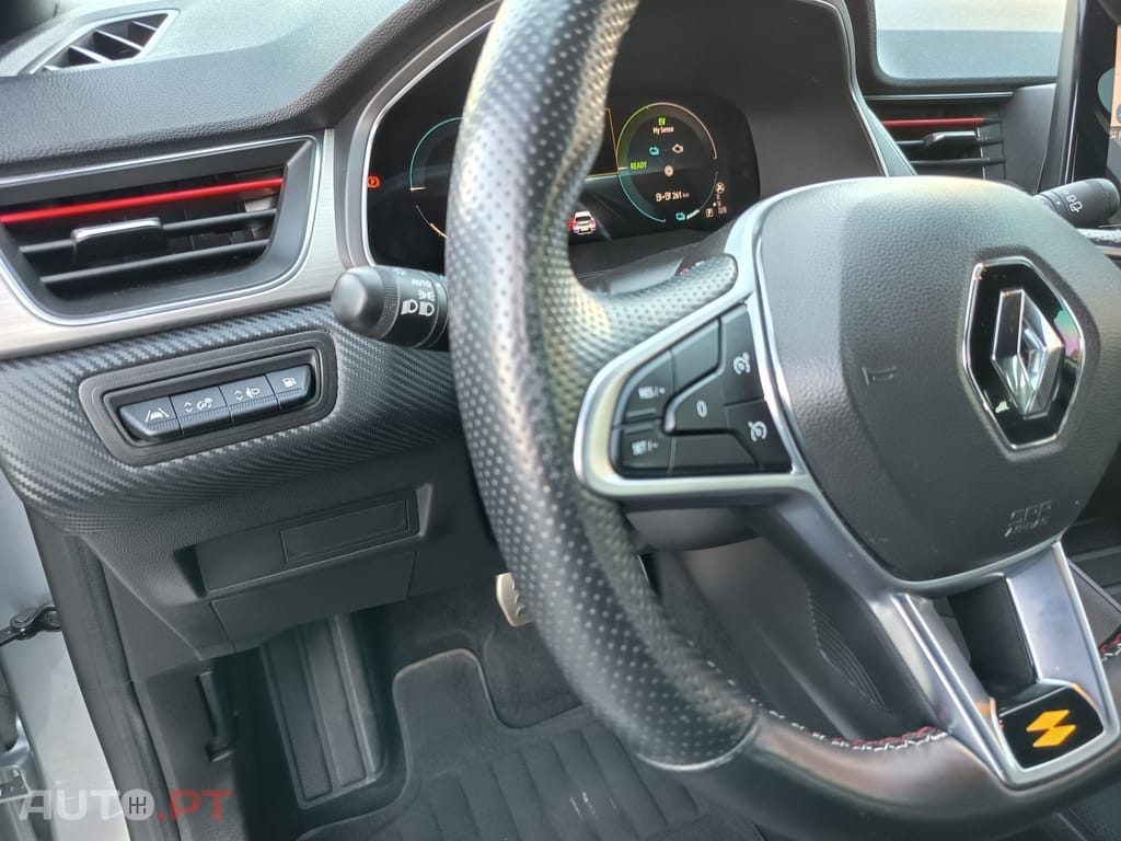 Renault Captur 1.6 E-Tech Plug-In RS Line