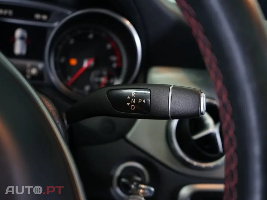 Mercedes-Benz CLA 180 d Shooting Brake AMG Line Aut.