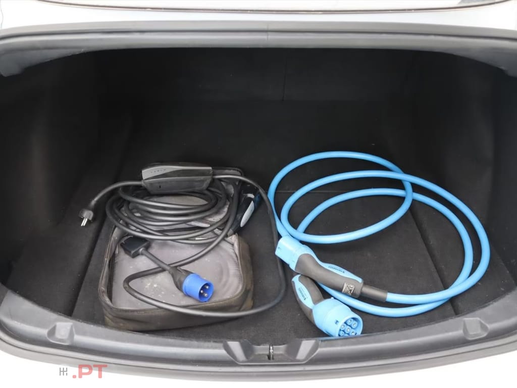 Tesla Model 3 Long-Range AWD I.V.A DEDUTÍVEL