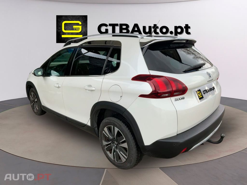 Peugeot 2008 1.2 PureTech Allure EAT6