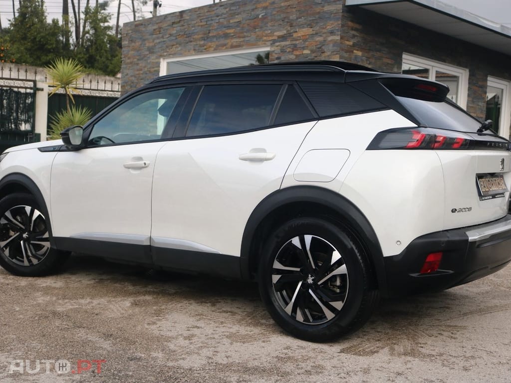 Peugeot E-2008 50 kWh GT Line